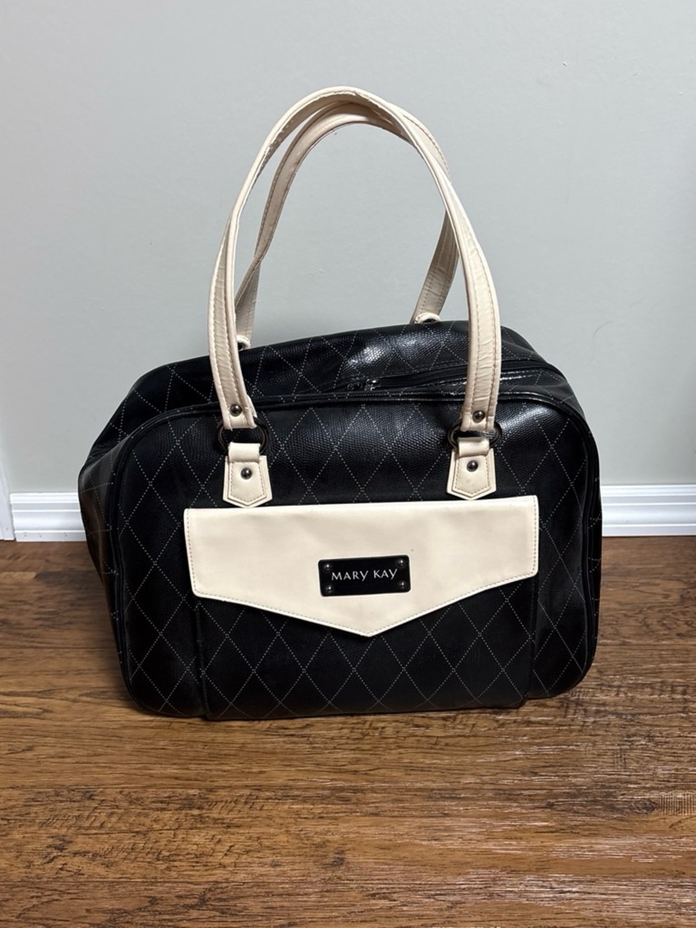 Mary Kay Black and Cream Quilted Tote Bag